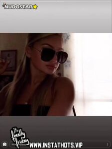 Jillian Catalanotti Beautiful Babe Blonde Tweeter